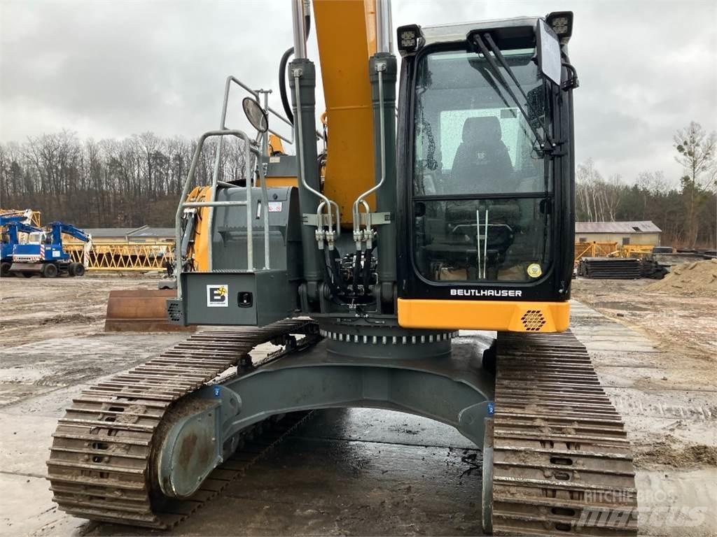 Liebherr R924 Escavadoras de rastos