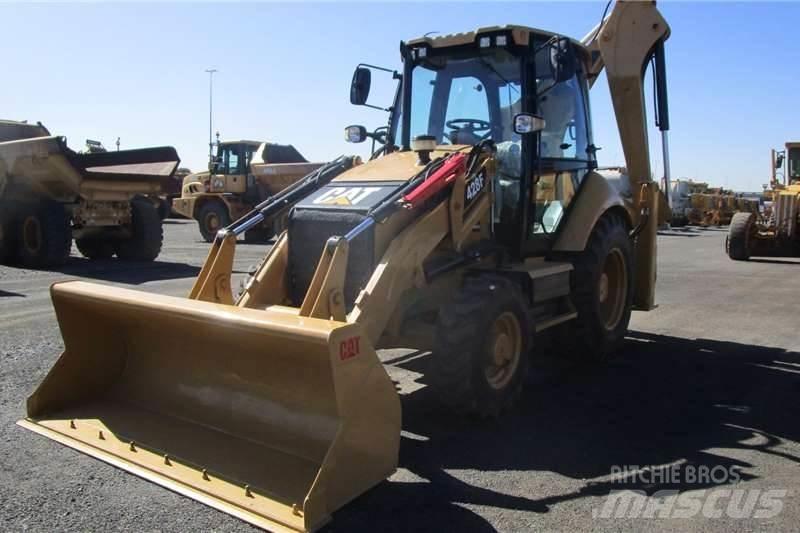 CAT 428F Retroescavadoras