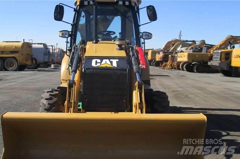 CAT 428F Retroescavadoras