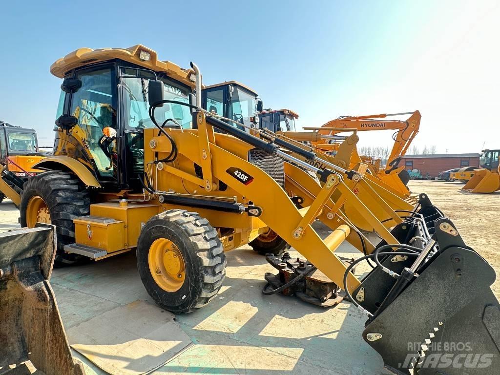 CAT 420F Pás carregadoras de rodas