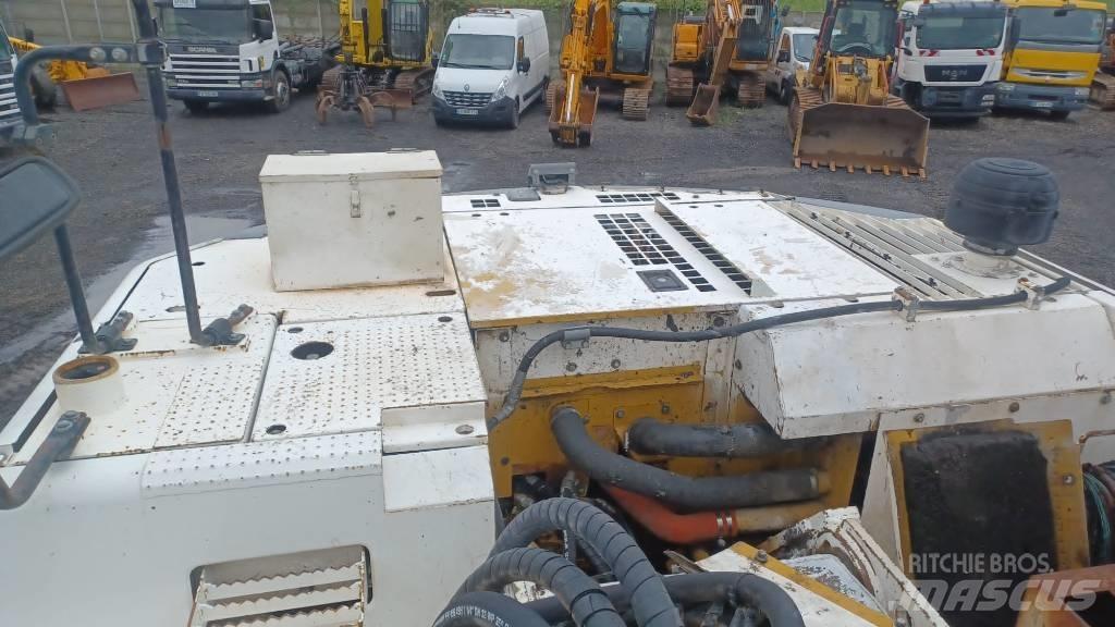 CAT 328 D L Escavadoras de rastos