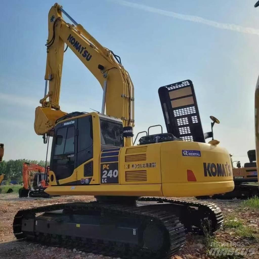 Komatsu 240LC-8 Escavadoras de rastos