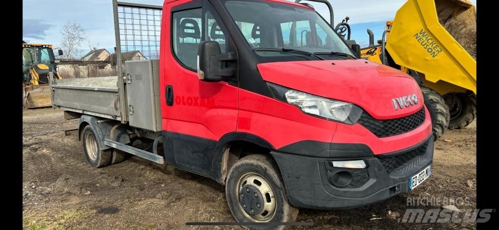 Iveco 35C 13 Pick up de caixa aberta