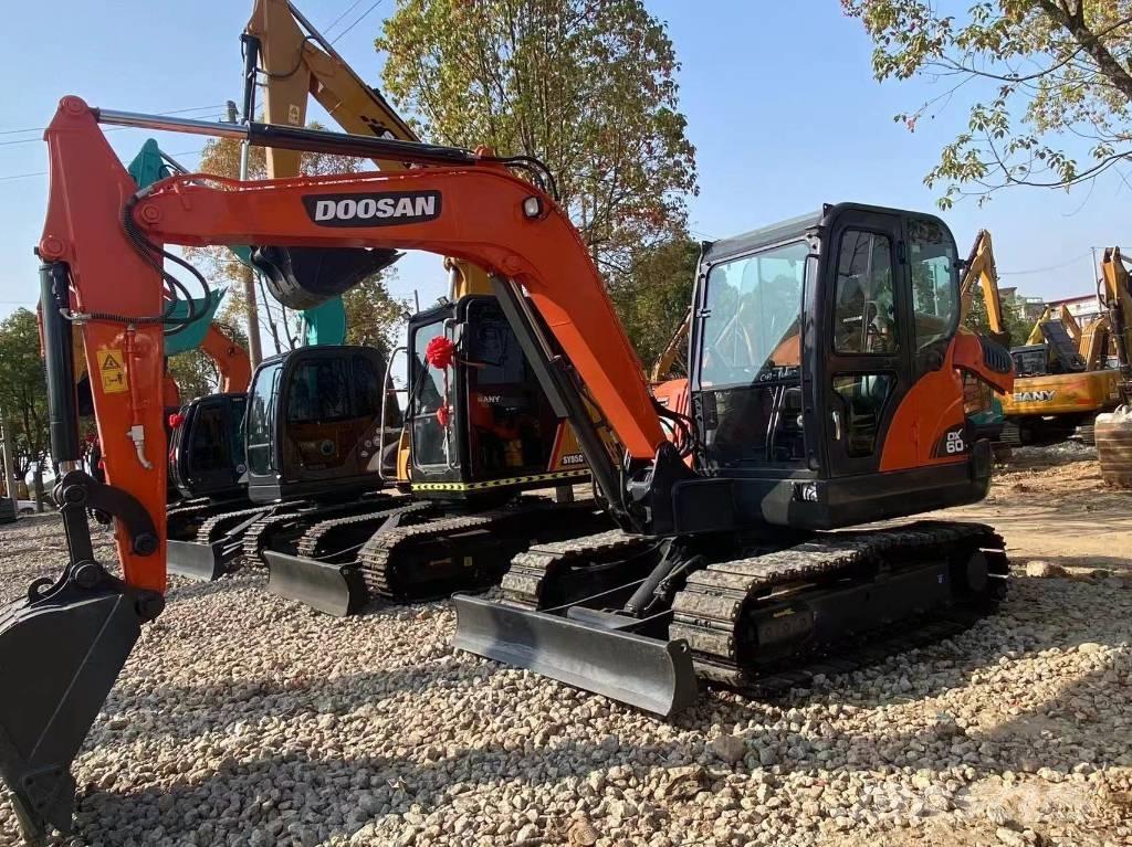 Doosan DX 60-9 Mini Escavadoras <7t