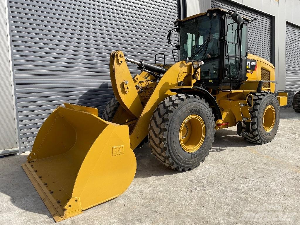 CAT 926M Pás carregadoras de rodas