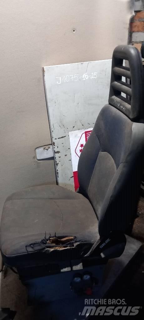 Iveco Daily.     3802247 Cabines e interior