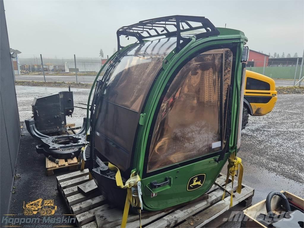 John Deere 1270G Cabines e interior