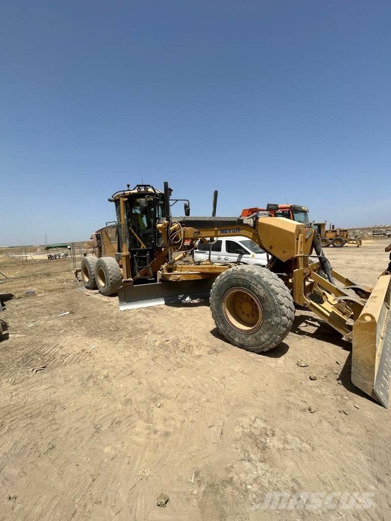 CAT 160 M Motoniveladoras