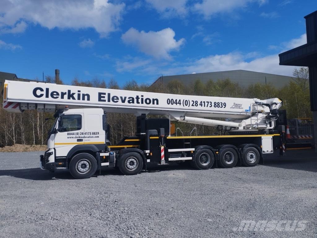 Bronto S90HLA Plataformas aéreas montadas em camião