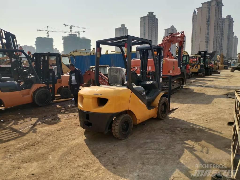 Komatsu FD 30 T-16 Empilhadores Diesel