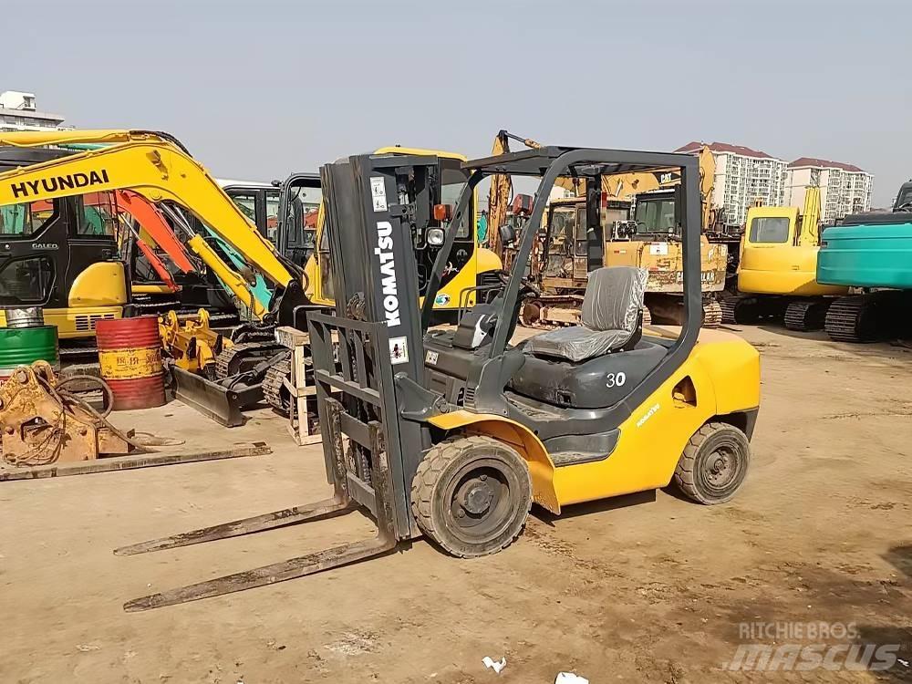 Komatsu FD 30 T-16 Empilhadores Diesel