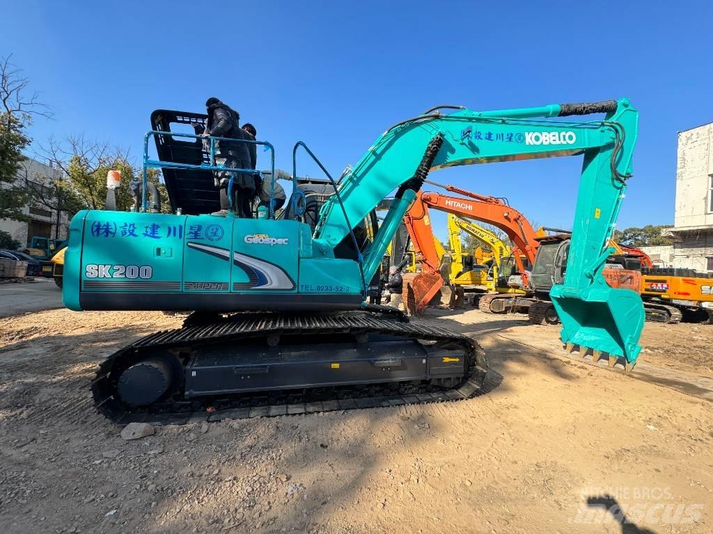 Kobelco SK 200-8 Escavadoras de rastos