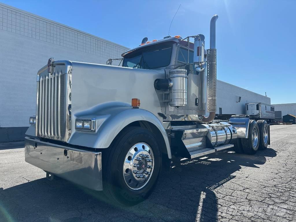 Kenworth W 900 L Tractores (camiões)