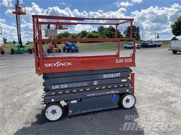 SkyJack SJ III 3226 Elevadores de tesoura