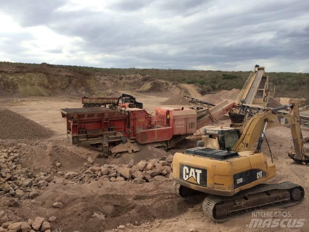 Terex Finlay I-1312 Britadores móveis
