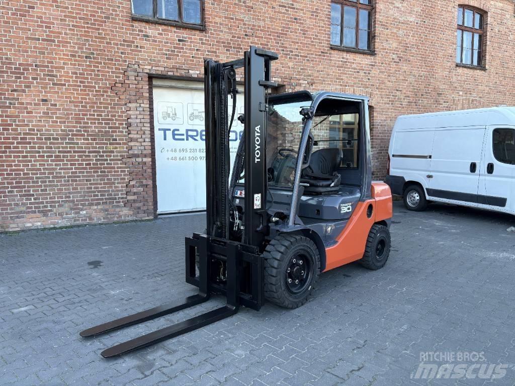 Toyota 06-8FDF30 Empilhadores Diesel