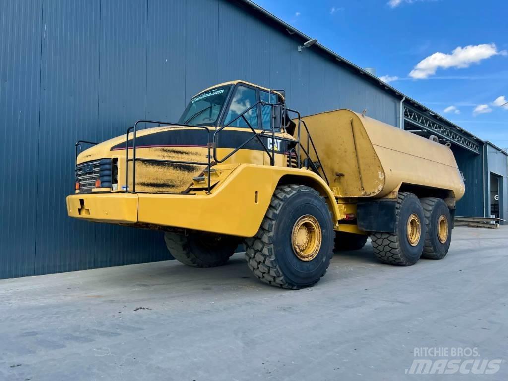 CAT 740 WATER TRUCK Auto-tanques