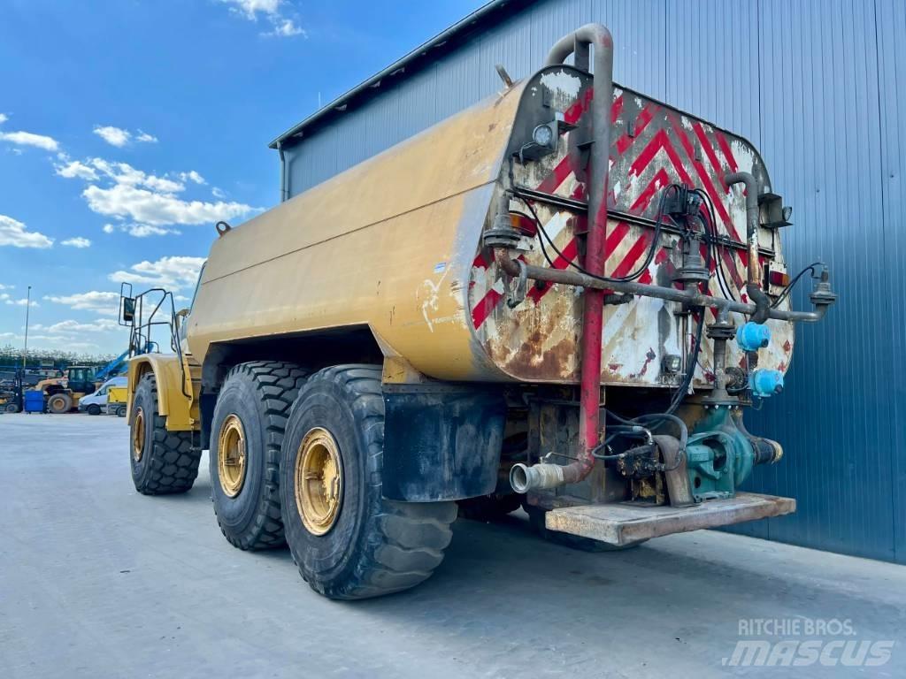 CAT 740 WATER TRUCK Auto-tanques