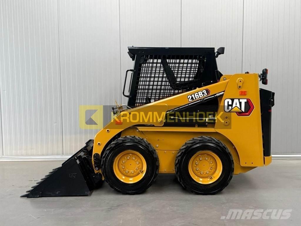 CAT 216 B3 Carregadoras de direcção deslizante