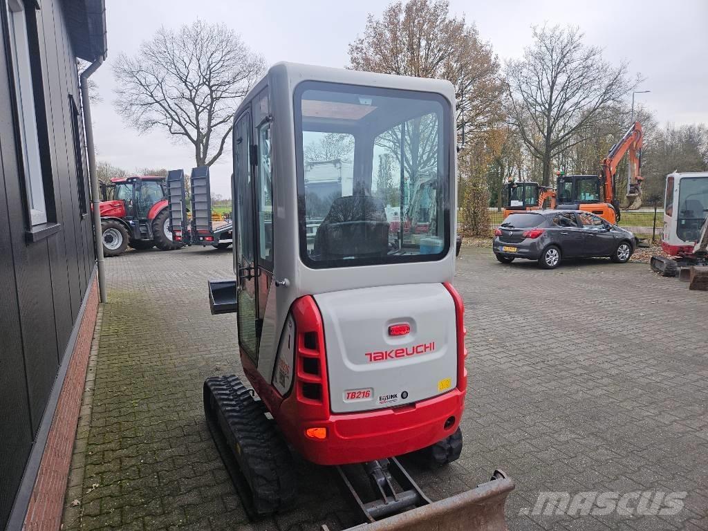 Takeuchi TB216 Mini Escavadoras <7t