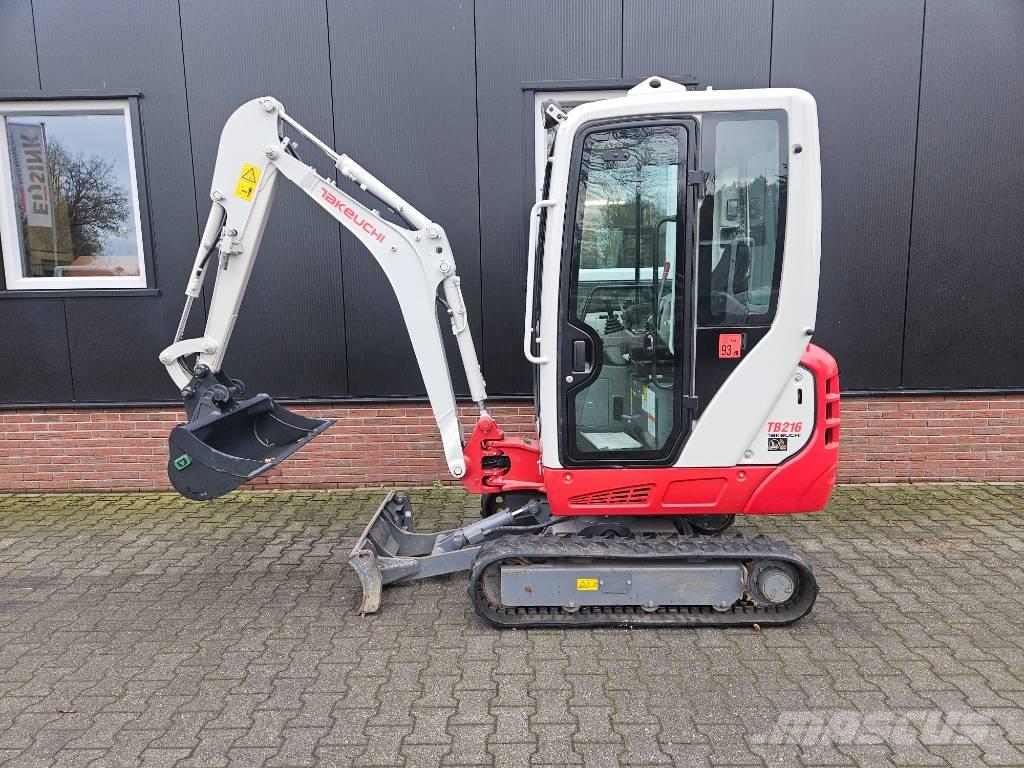 Takeuchi TB216 Mini Escavadoras <7t