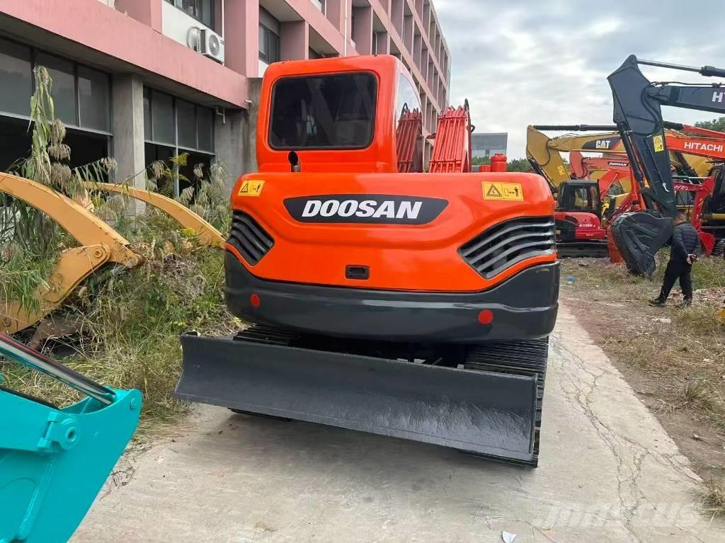 Doosan DX 75-9 C Escavadoras de rastos