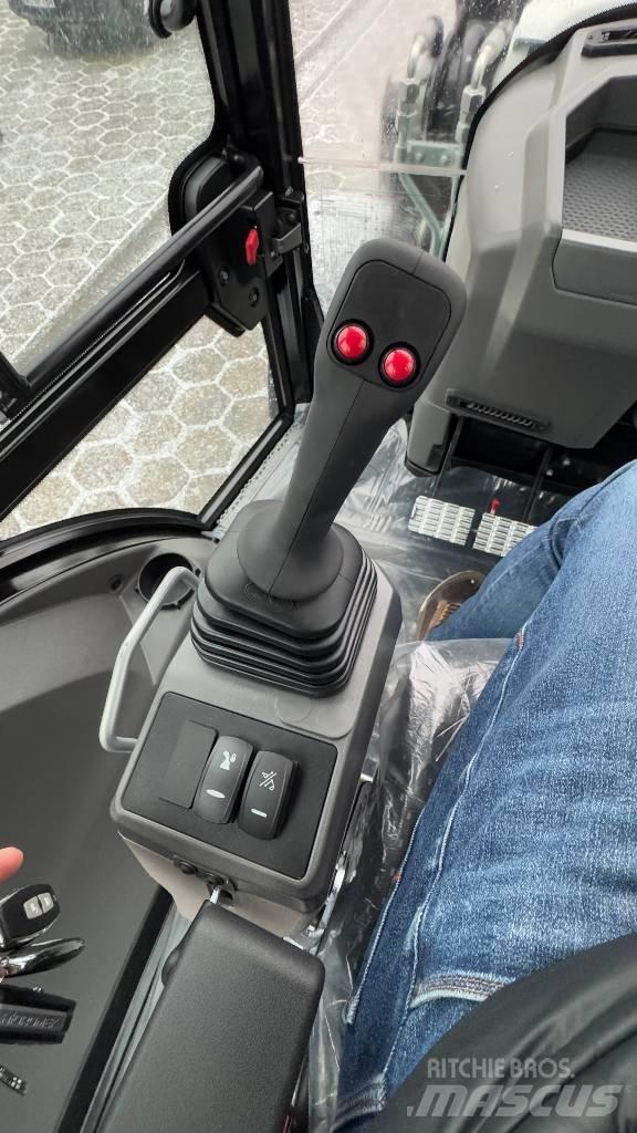 Hidromek 102B Retroescavadoras