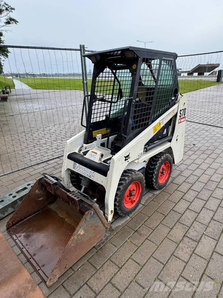Bobcat S 70 Carregadoras de direcção deslizante