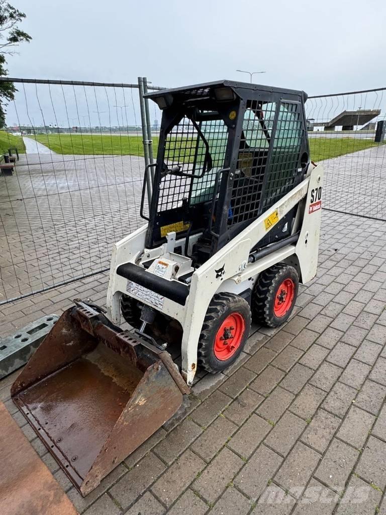 Bobcat S 70 Carregadoras de direcção deslizante