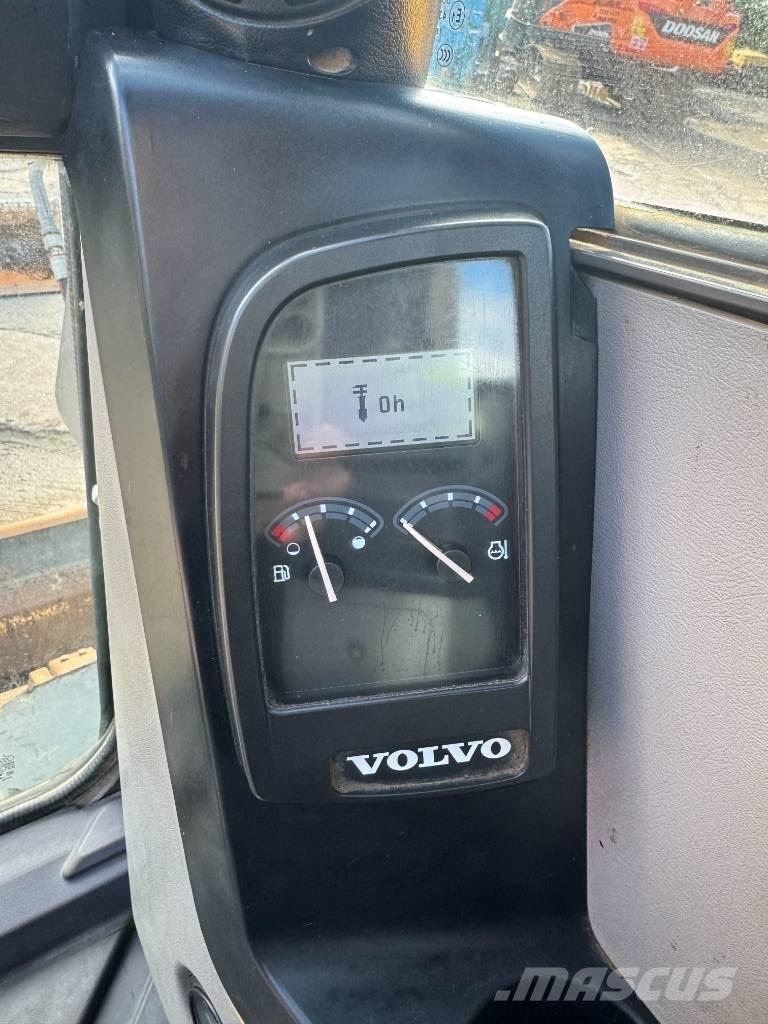 Volvo ECR 88 D Escavadoras Midi 7t - 12t