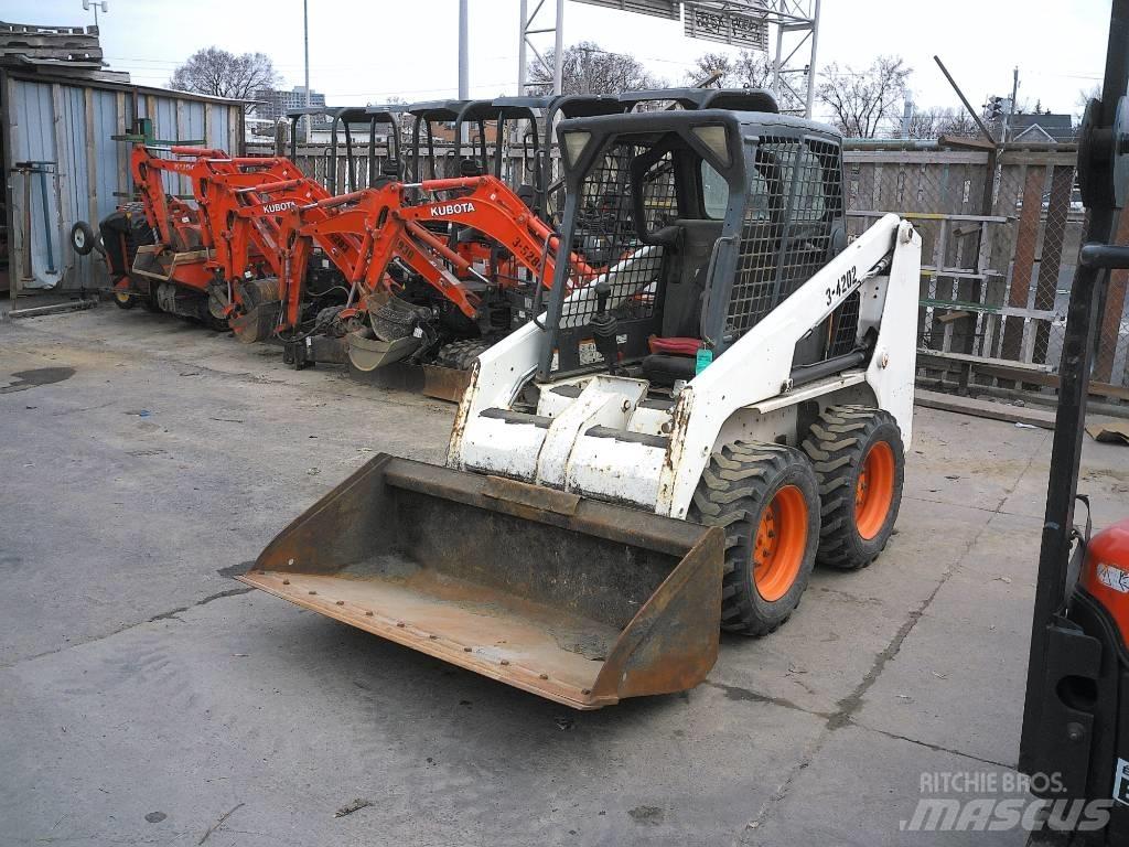 Bobcat S 130 Carregadoras de direcção deslizante