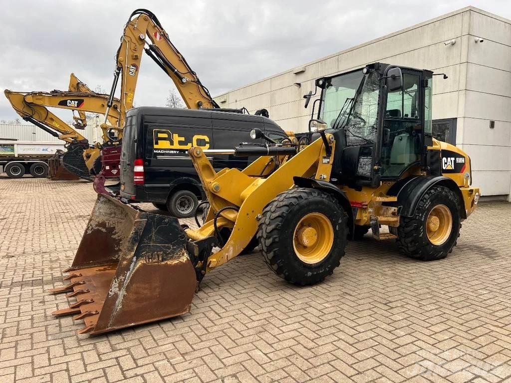 CAT 908M Pás carregadoras de rodas