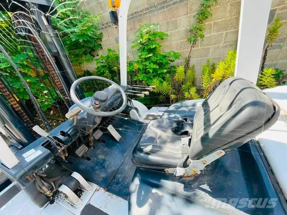 TCM FD100Z8 Empilhadores Diesel