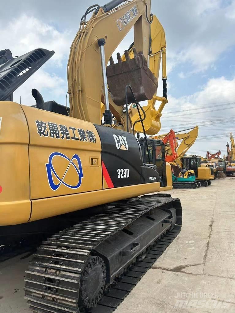 CAT CAT323D Escavadoras de rastos