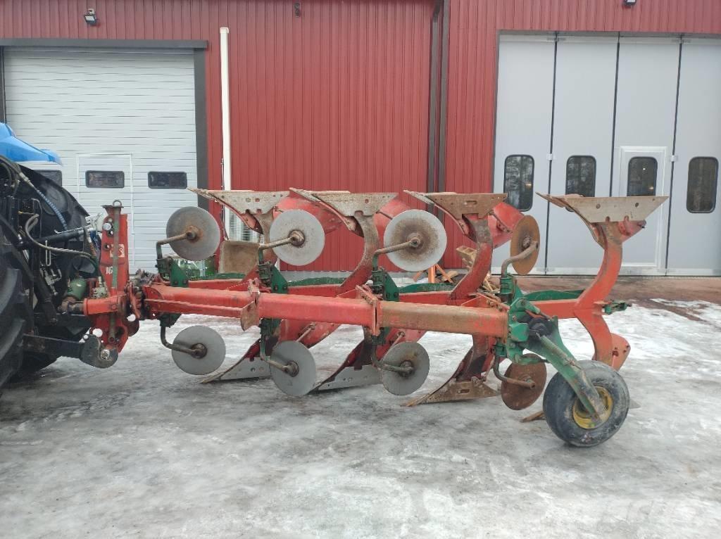 Kverneland E160 4x16 Lâminas de neve e arados