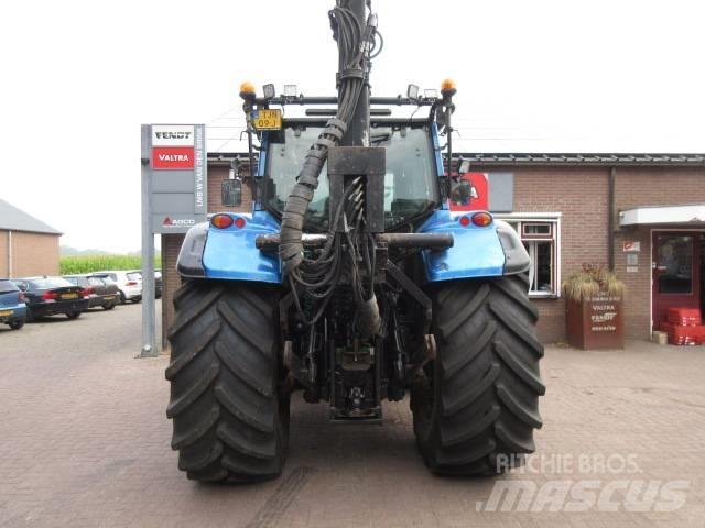 Valtra T202D Tratores Agrícolas usados