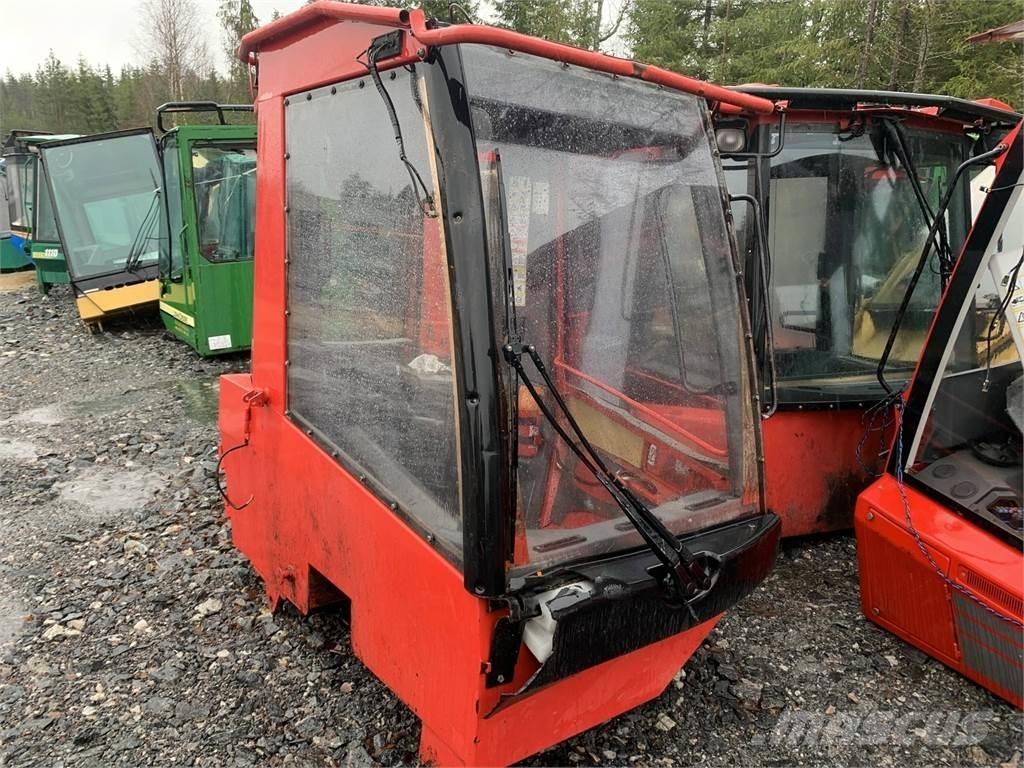 Komatsu 901TX Cabines e interior