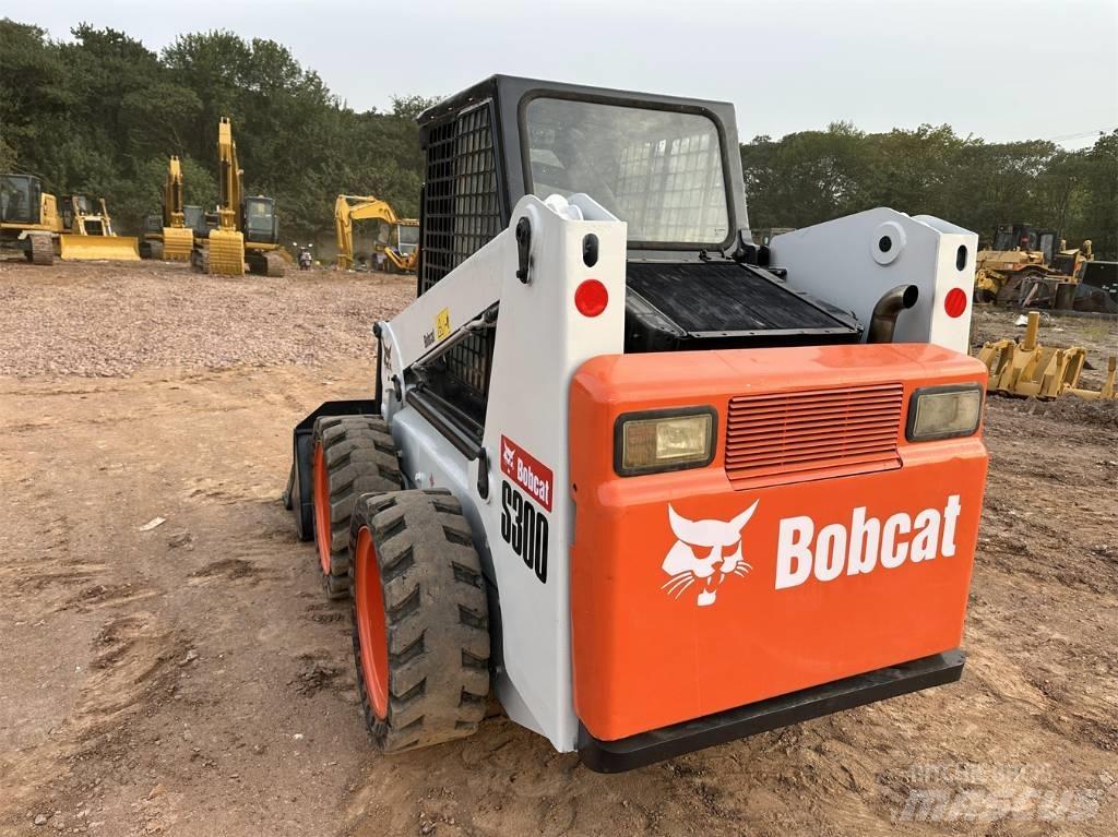 Bobcat S300 Carregadoras de direcção deslizante