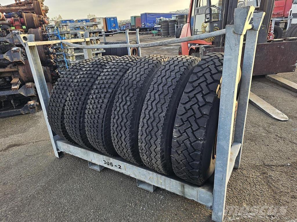  Several 1000 X 20 Reboques articulados