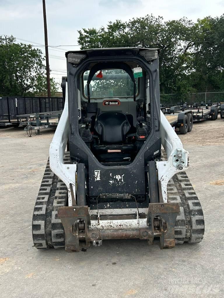 Bobcat T64 Carregadoras de direcção deslizante