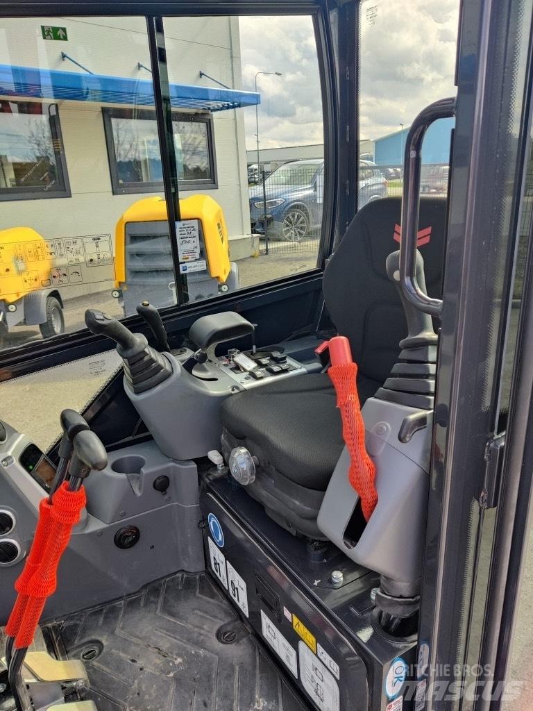 Yanmar SV17-VT Mini Escavadoras <7t