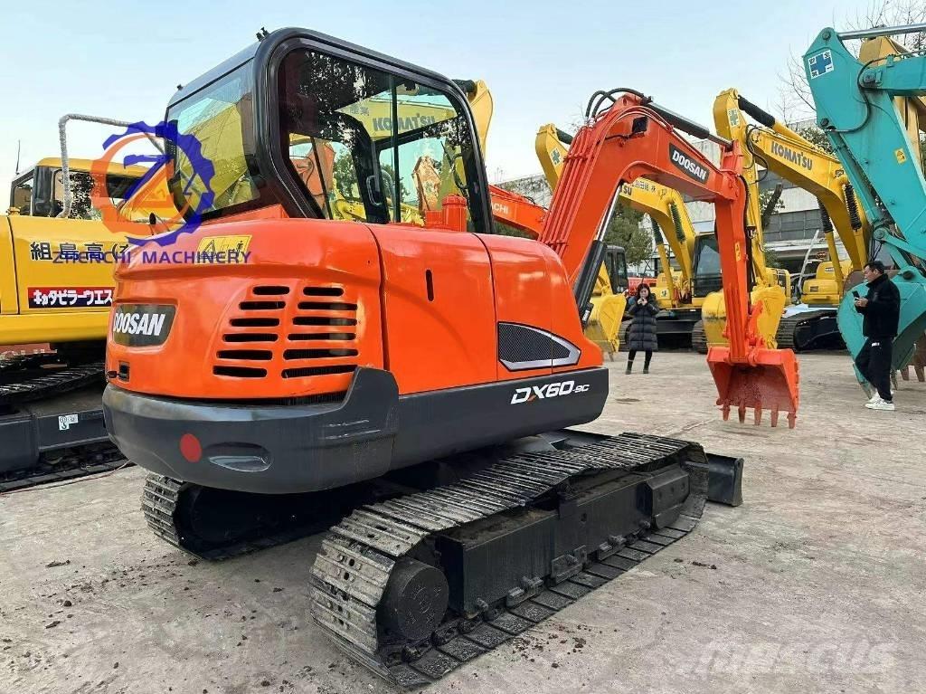 Doosan DX 60 Mini Escavadoras <7t