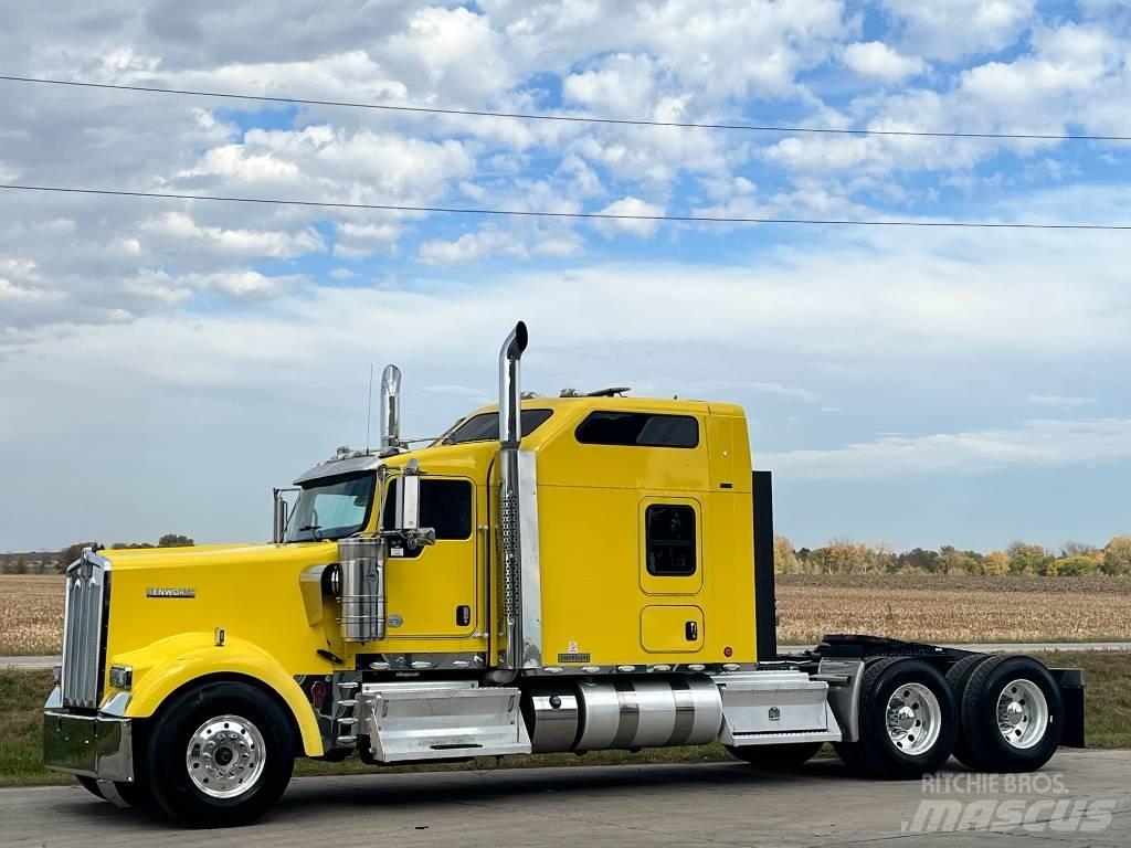 Kenworth W 900 Tractores (camiões)