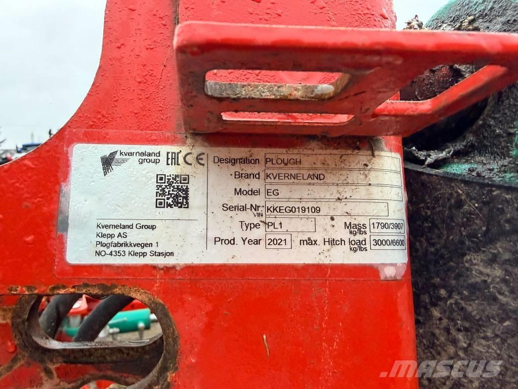 Kverneland EG85 Charruas reversíveis