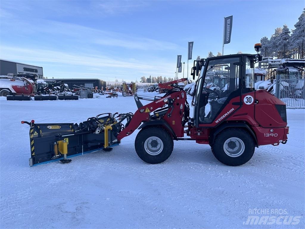 Weidemann 1390 Carregadoras de direcção deslizante