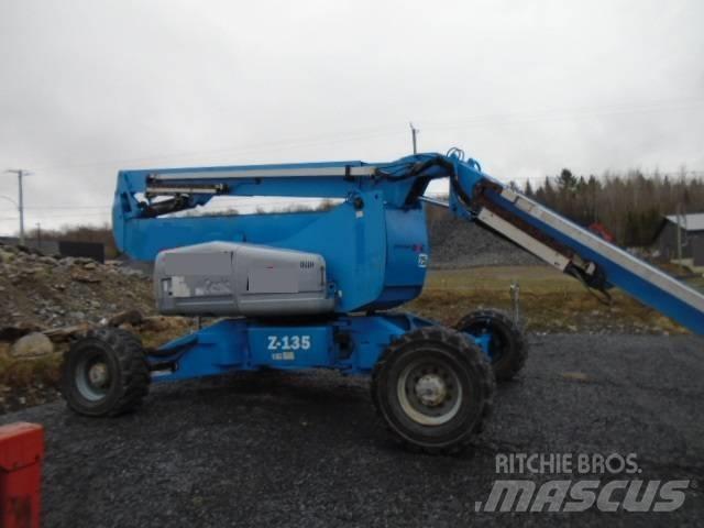 Genie Z 135/70 Elevadores braços articulados