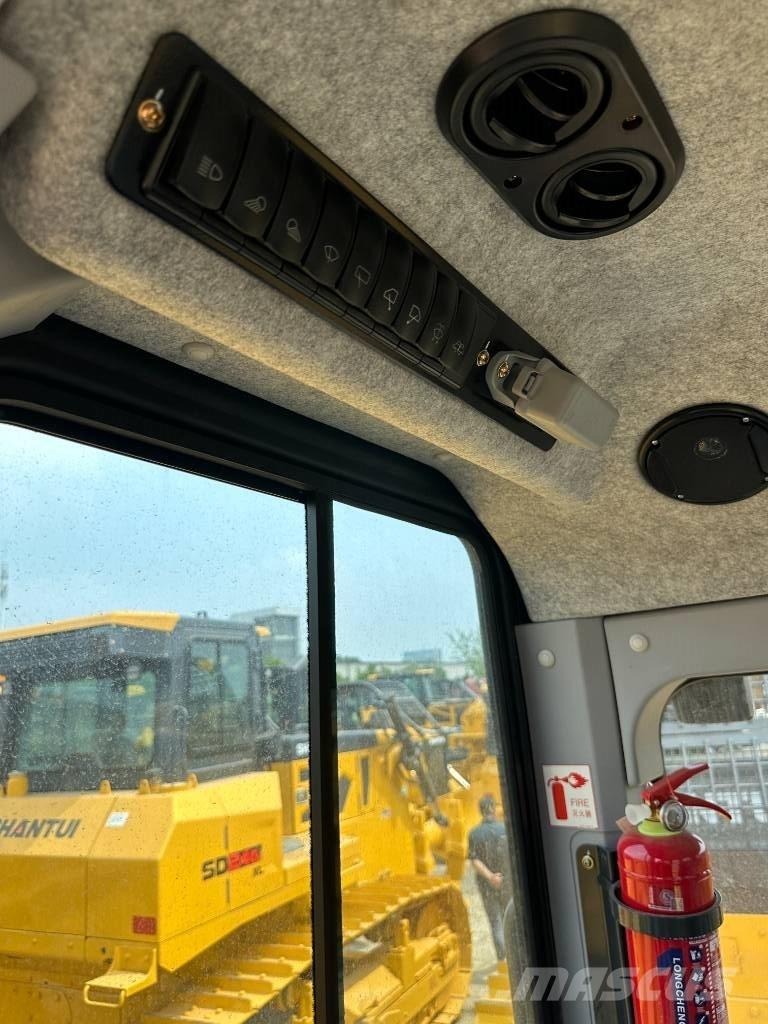 Shantui DH 13 Dozers - Tratores rastos