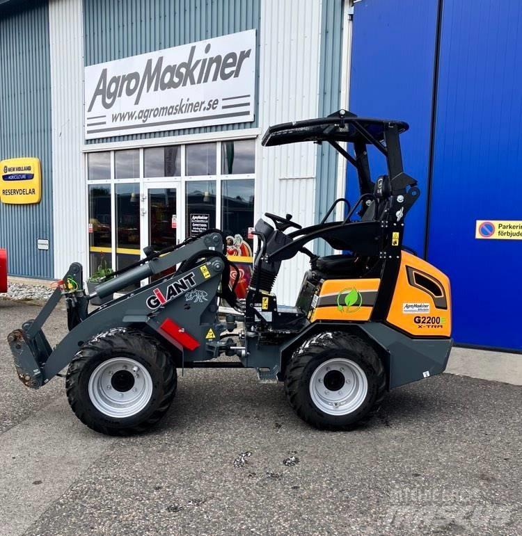  Demokörd GiANT 2200E Carregadora multifunções