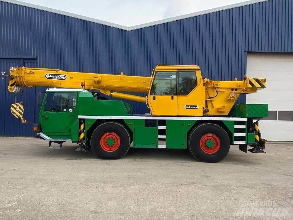 Liebherr LTM1030-2 Gruas Todo terreno