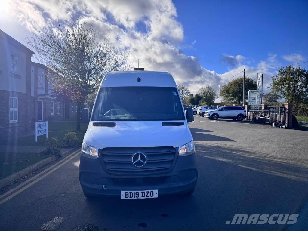 Mercedes-Benz 314 Carrinhas de caixa fechada